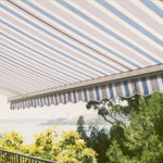 Retractable Awning with Drop Valance